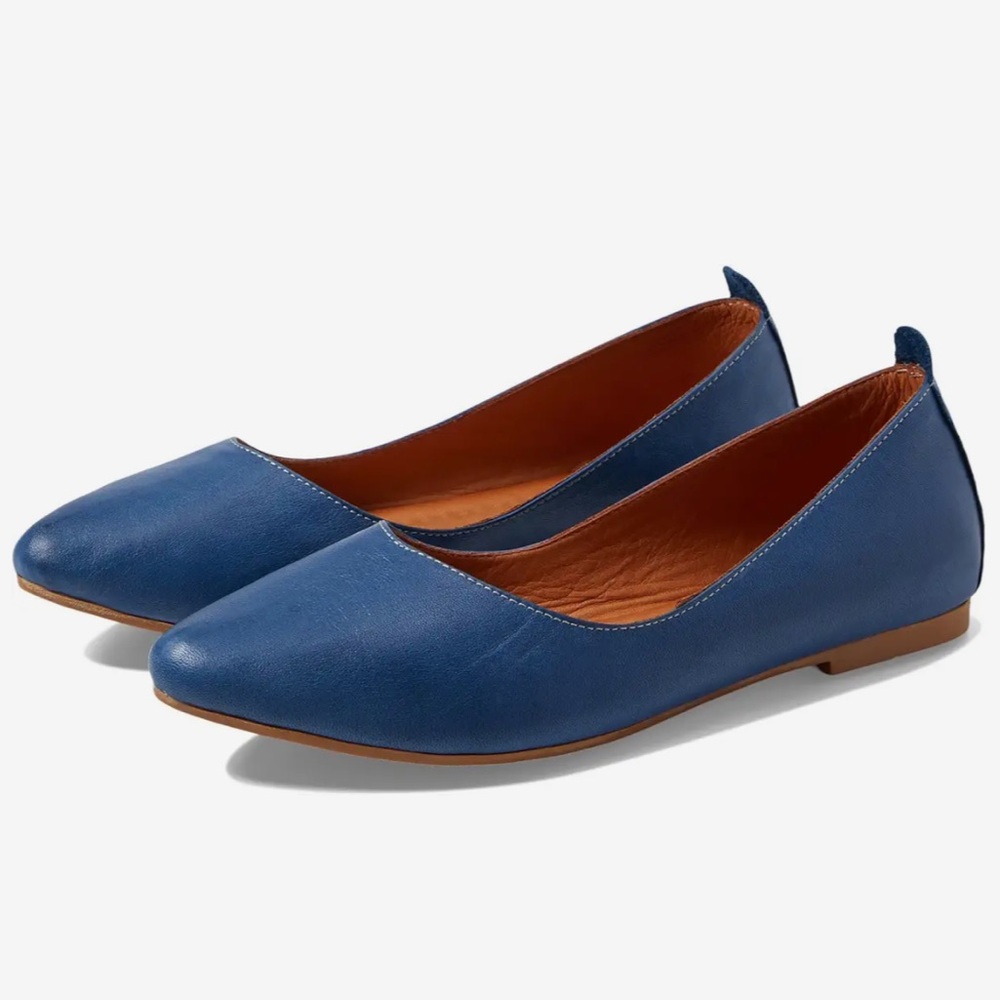 Miz Mooz Glen flat, size 39, color denim, NIB